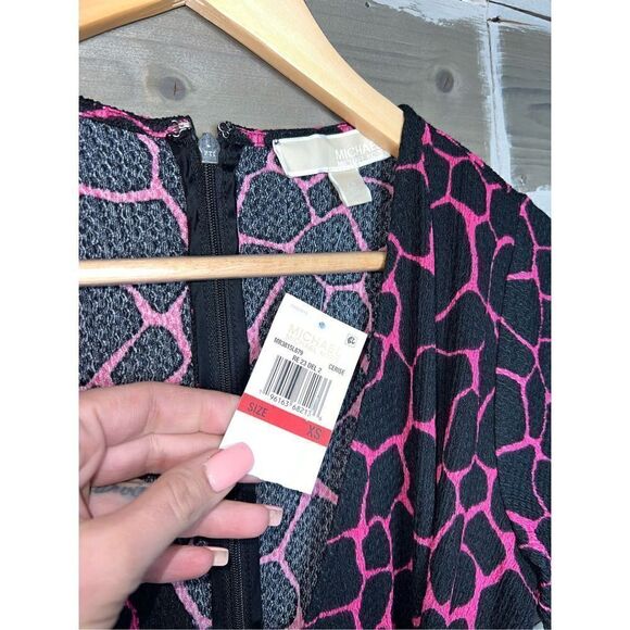 Michael Kors NWT Giraffe Flutter Mini Wrap Dress pink Black XS - Picture 7 of 7